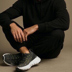 Nike Space Hippie 04 Flyknit Sneakers – Size 11 (US)